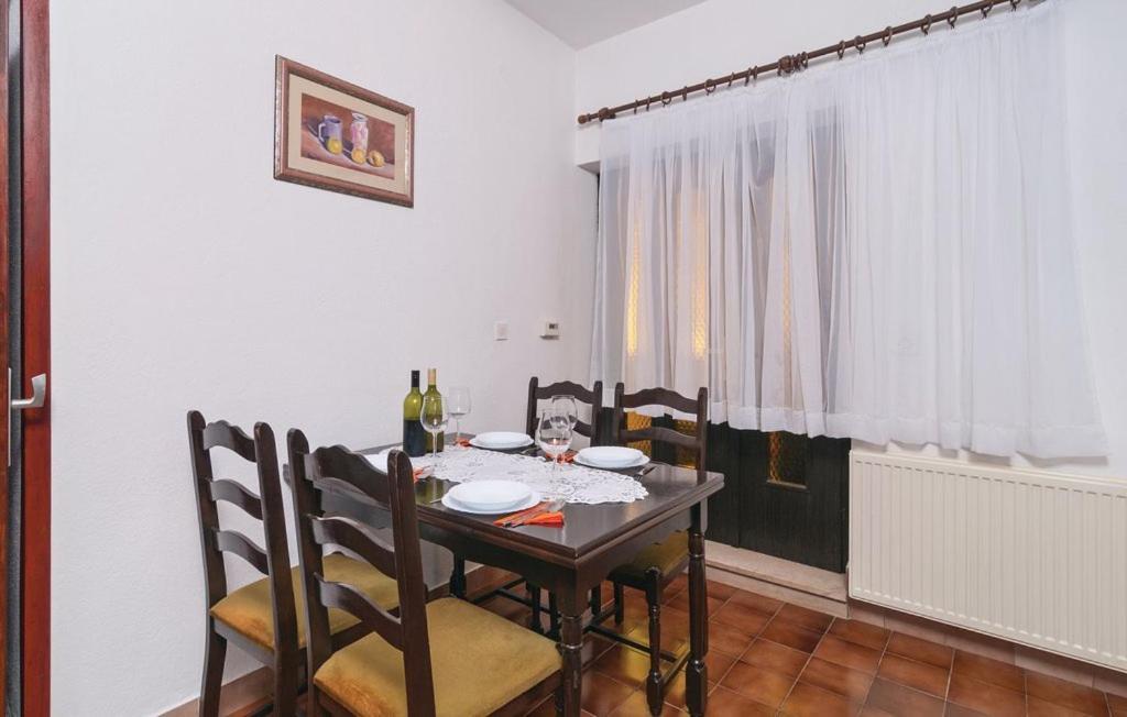 Villa Sanja, Splitska Phòng bức ảnh